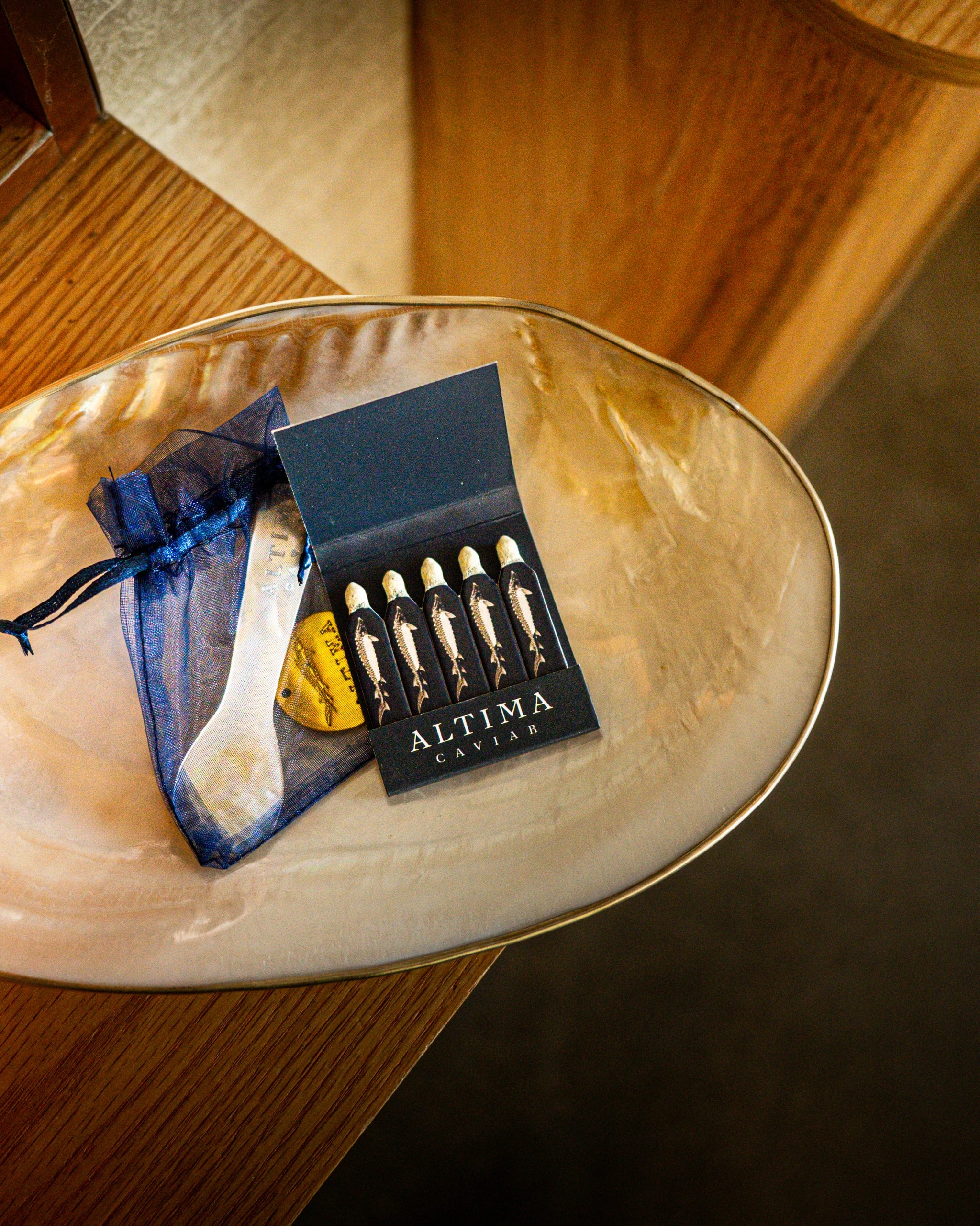 Retail & Product, Altima Caviar
